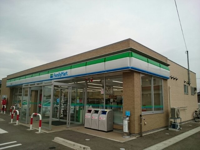 ホームツリーＡの周辺|ファミリーマート新潟立仏店まで660m