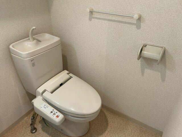 葛飾区高砂１丁目の賃貸マンションのトイレ