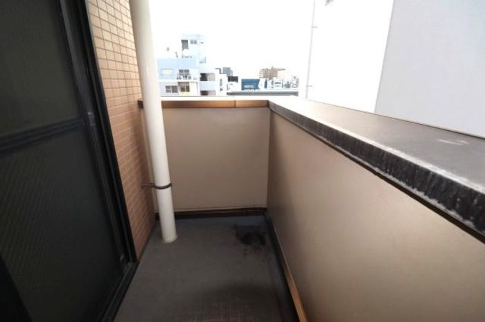 ハイネスモリタの玄関