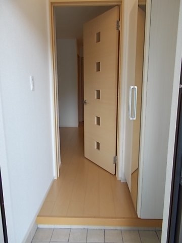 ピジョンヒルＡ・Ｉの玄関