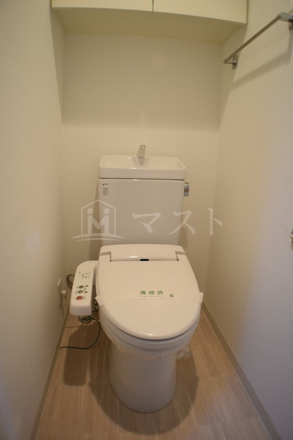 QCフラット北堀江のトイレ