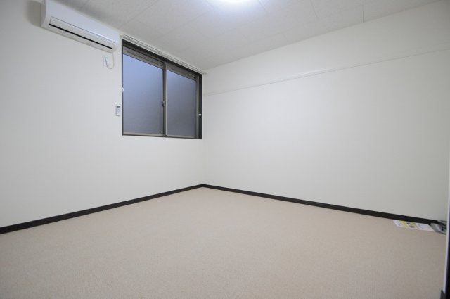 レオネクストミラクＺＥＲＯの寝室|こちらは家具なしのお部屋になります