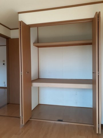 リバーシティＡの収納
