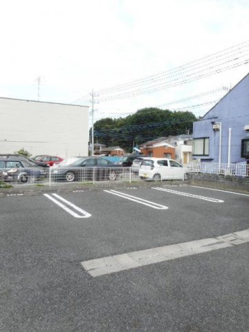 グレースの駐車場