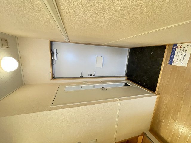 レオパレスグレイスの玄関