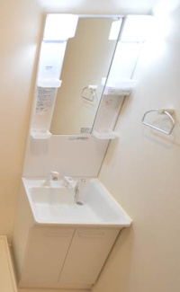 【洗面所】 | GranSoleil | 同タイプ別部屋の写真となります