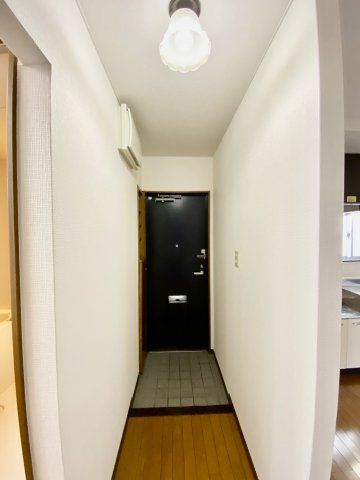 【玄関】 | 植松マンション | ※同物件　別のお部屋の写真です。