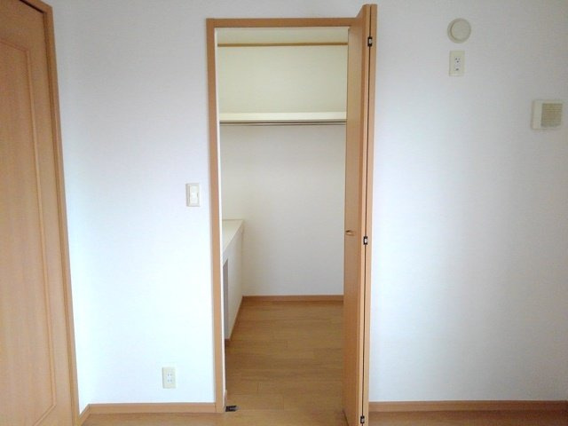 グレイス・ブライトの収納