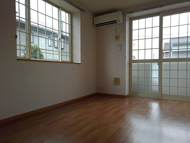 カメリアＢの居間・リビング