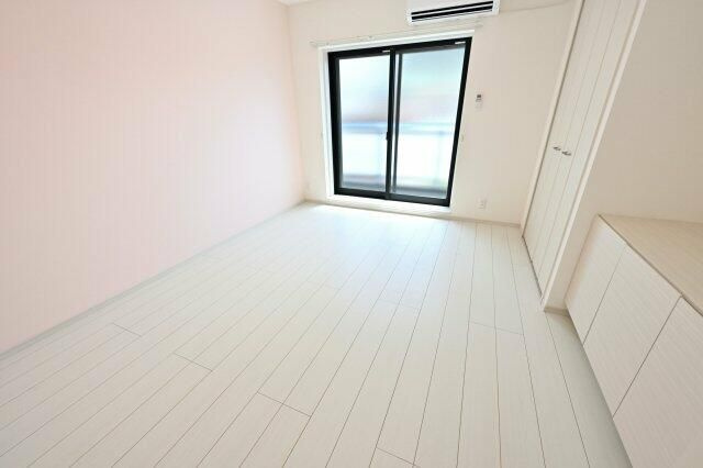ＬＥＶＩＣＩＡ　ＢＬＤＧ．Ⅲの内装|明るい色調の室内です