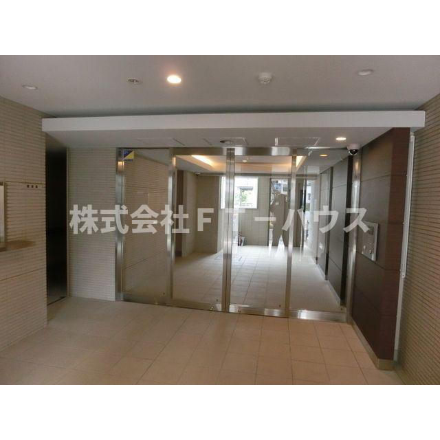 オチェアーノ南行徳のエントランス