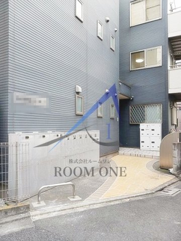 ＡｒｔＢｒｕｔ中落合のエントランス|エントランスです。