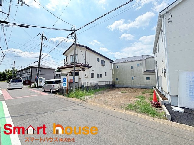 綾瀬市深谷中第22　条件無し売地の前面道路含む現地写真