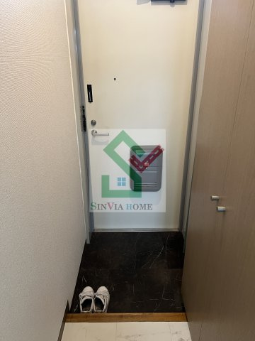 武蔵関ステーションフロントの玄関