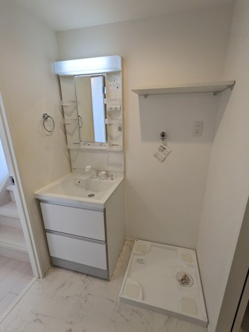 ハーモニーテラス草薙町の洗面所