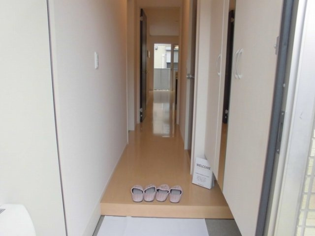 プレシャス・ハートランド西小松川Ⅱ　B棟の玄関