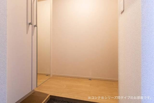 グレイスレジデンスの玄関