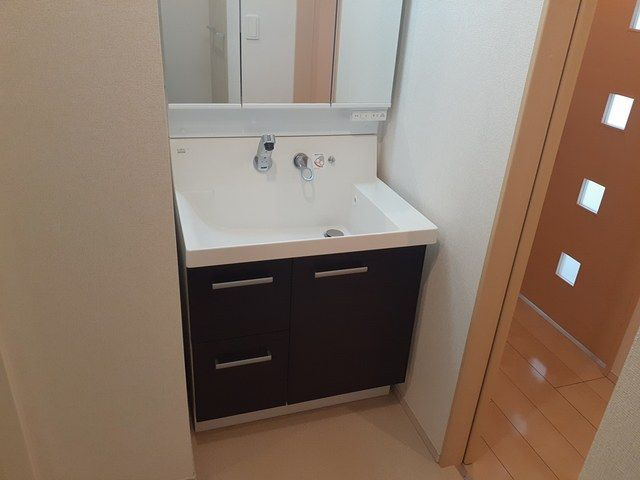 パストラールレジデンスの独立洗面台