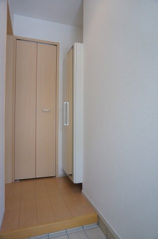 ラティールの玄関