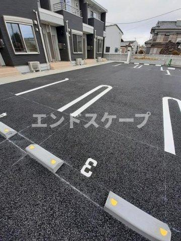 ポルト　ボヌールの駐車場|高崎、前橋のお部屋探しはエンドスケープまで！お客様の理想お聞かせ下さい♪