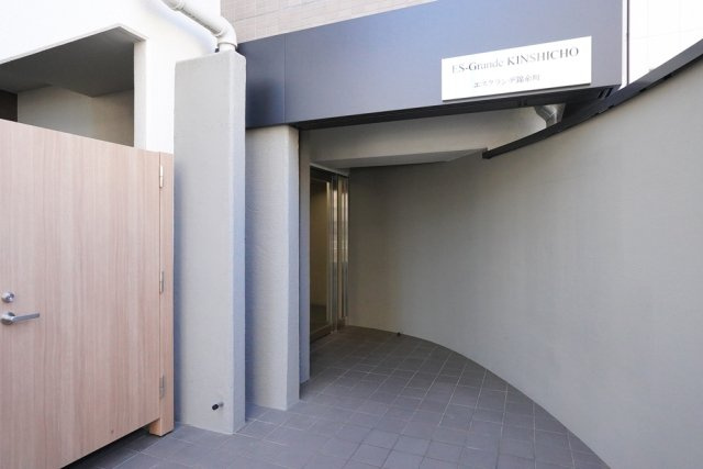 ＥＳ－Ｇｒａｎｄｅ錦糸町のエントランス|建物の内部です