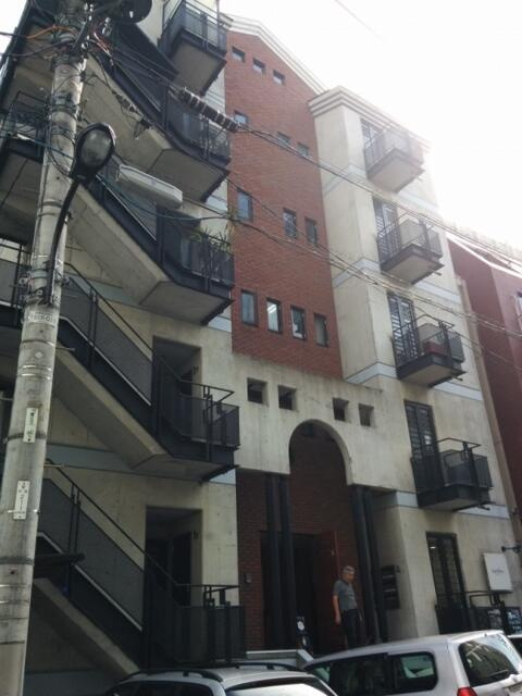 新宿中興ビルの外観