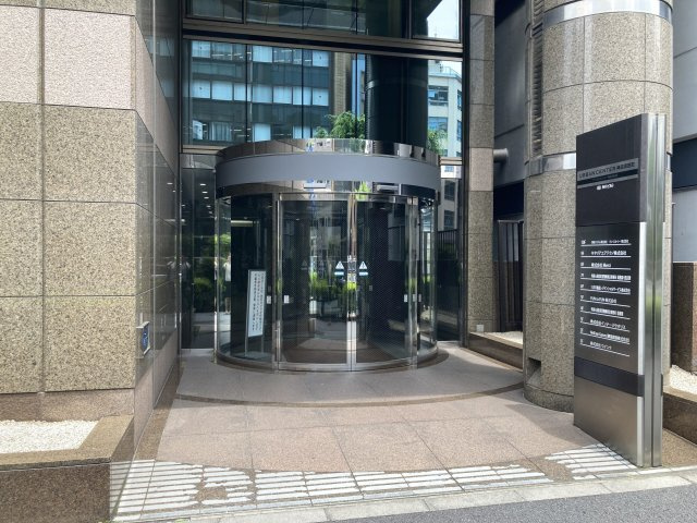 アーバンセンター神田須田町　8Fのエントランス