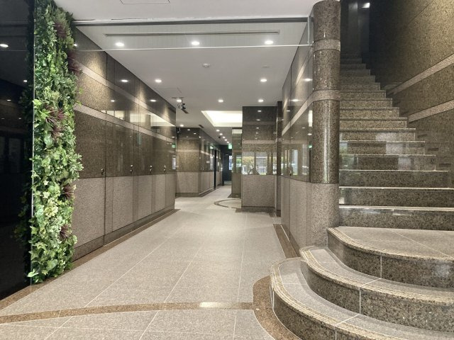 アーバンセンター神田須田町　8Fのロビー