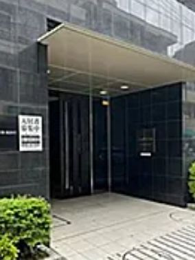 エスティメゾン大島のエントランス|毎日通るエントランスはこのようになっています