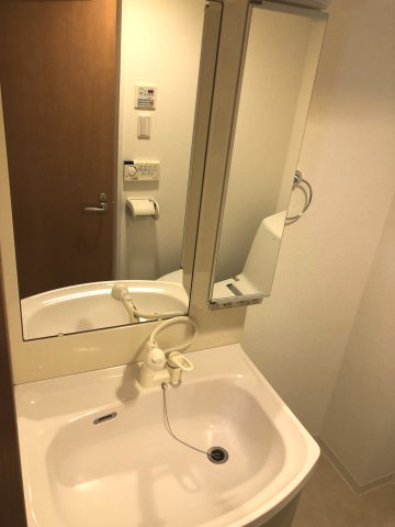 ジュネーゼ方南町 の洗面所