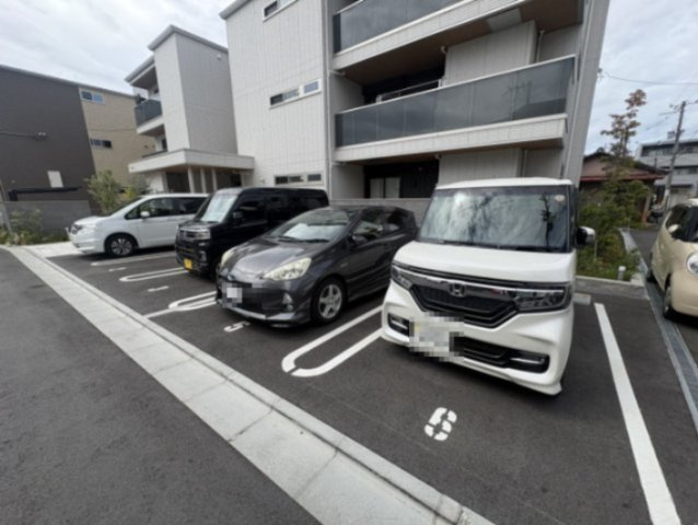 【駐車場】 | アベニール末広