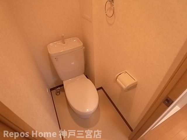 プレサンス神戸三宮のトイレ