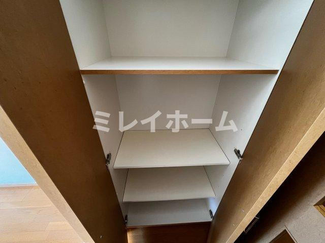 プレサーブ・Kの収納|同建物内、別のお部屋の参考写真になります