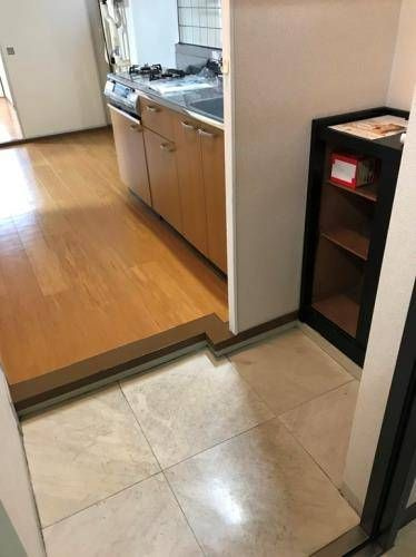 まんしょん早稲田の玄関