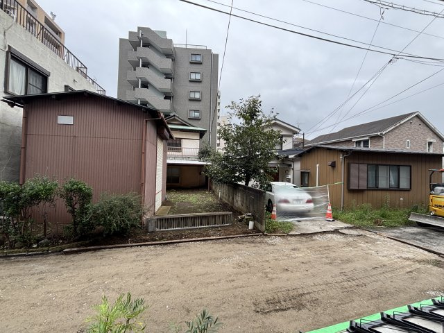 ＬＥＶＩＣＩＡ　ＢＬＤＧ．Ⅲの庭