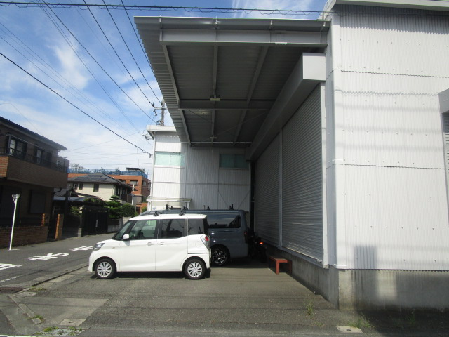 相模原市緑区橋本１丁目の倉庫
