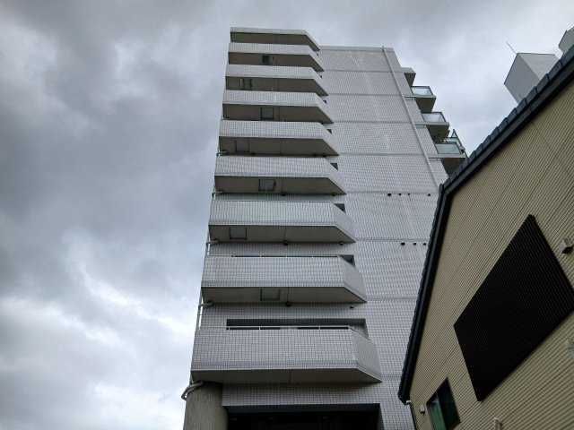 ロイヤル御池の外観