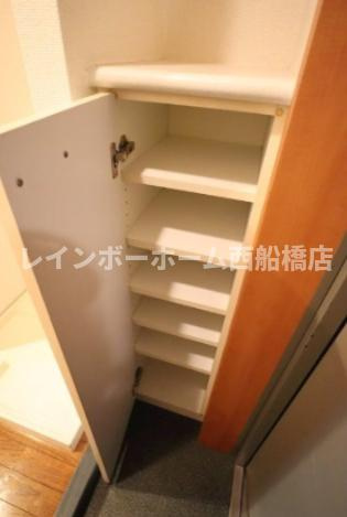 メテオーロ舞浜の収納