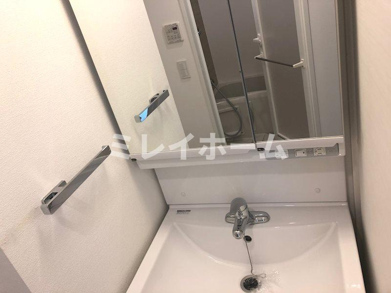 サニークレスト蒲田WESTの洗面所