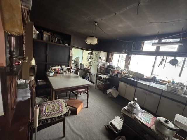 真田町長中古畑付きのキッチン