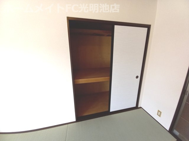 エクセレート府中A棟の収納