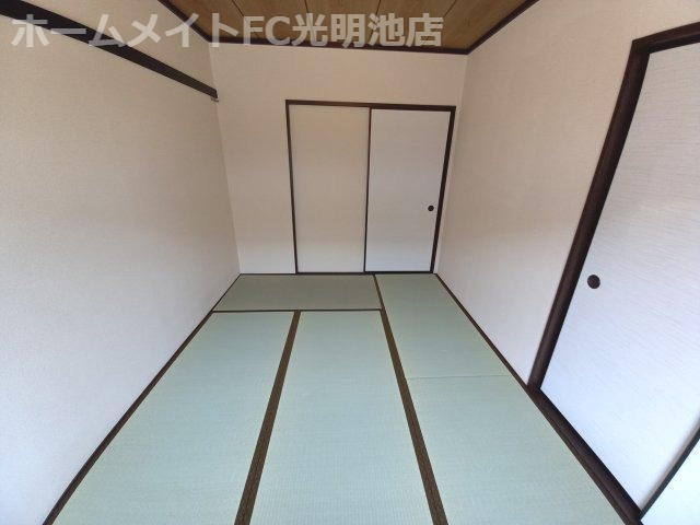 エクセレート府中A棟の和室
