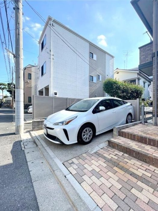 Ｃｉｐｒｅｓｓｏの駐車場