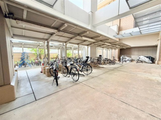 【駐輪場】 | アスタプラザウェスト | 屋根付きが嬉しい自転車置き場♪