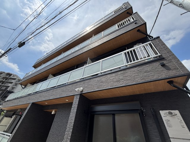 ＬＥＶＩＣＩＡ　ＢＬＤＧ．Ⅲのバルコニー