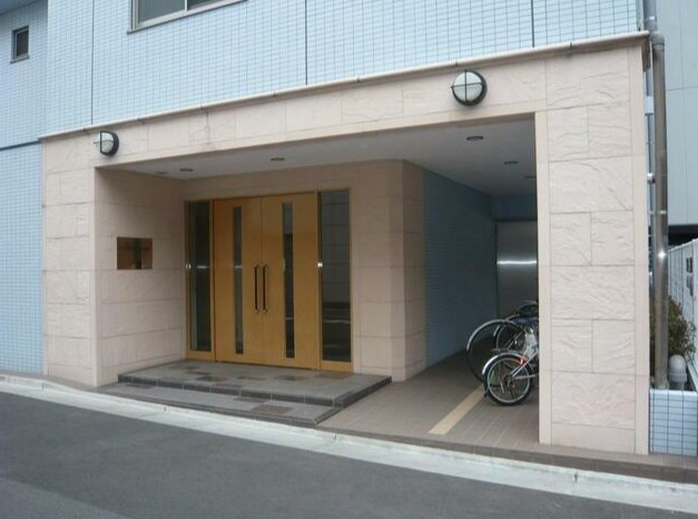 ブランネージュのエントランス|落ち着いたエントランスです