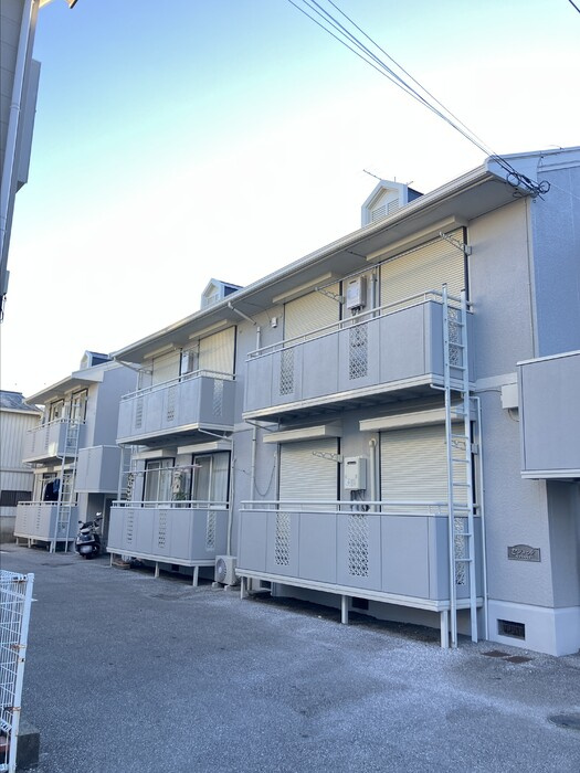 セジュールかもべの外観
