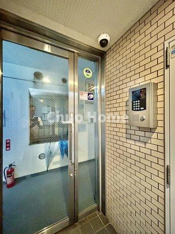 パークステージ綾瀬の受付|【オートロック】オートロックシステムでセキュリティ充実。当たり前ですが、安全で安心して暮らすのって大事ですよね。お探しのご条件でオートロック付きの物件を探す方も多いですがやはりセキュリティは大事です。