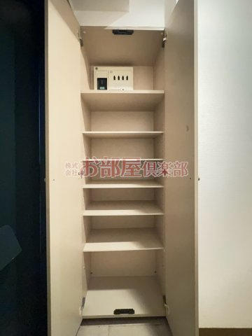 サンセーヌ中央町の収納|小物を収納するのに便利です