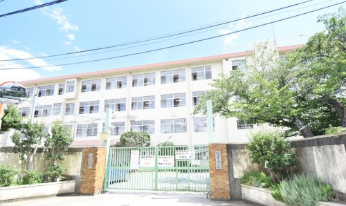 福岡市南区中尾２丁目のテラスの周辺|【小学校】福岡市立東花畑小学校まで592ｍ